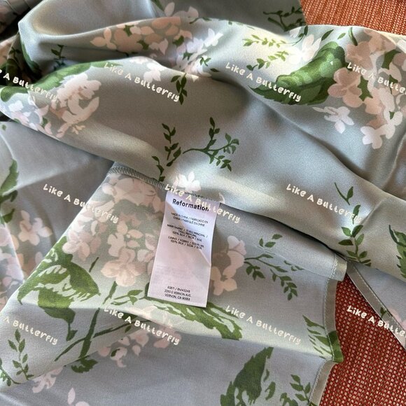 Reformation Frankie Silk Dress - Tea Garden - Picture 14 of 16